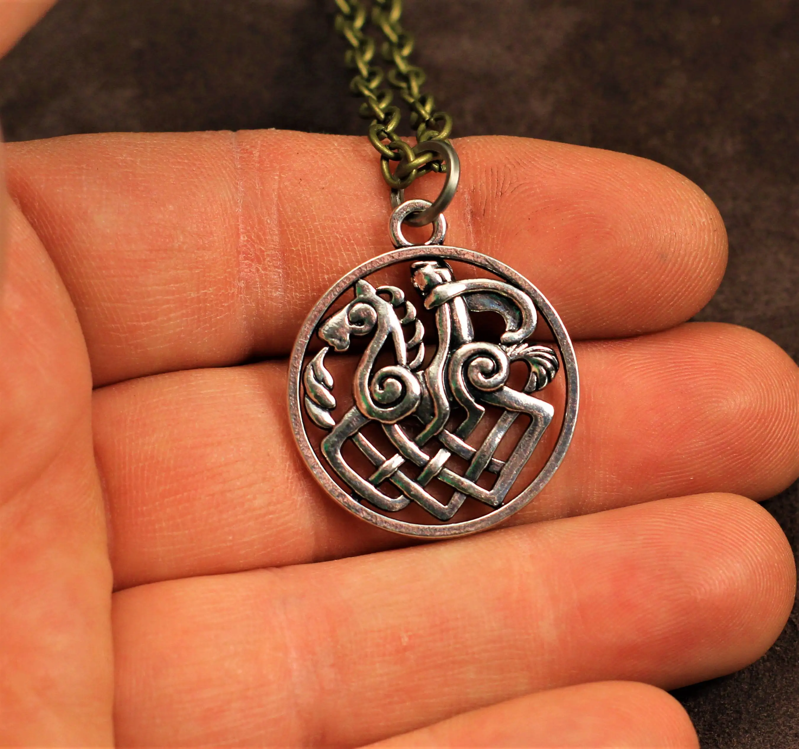 Odin езда Sleipnir подвеска с символикой викингов Norse ожерелье героями