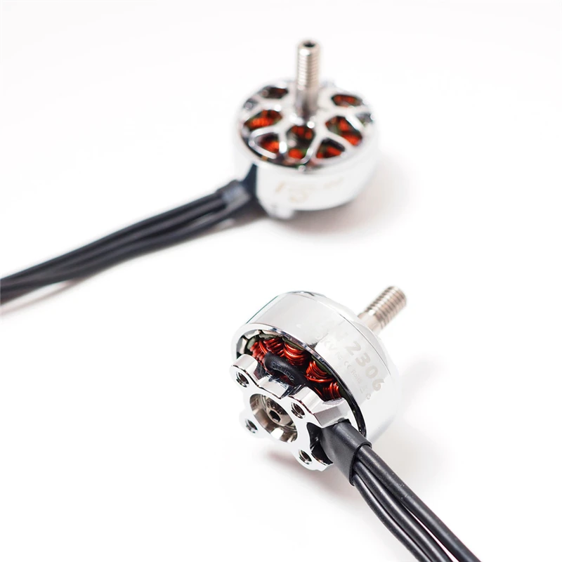 Бесщеточный мотор FLYWOO NIN N2306 2 6S FPV 1750/2450/2750KV золотистого/серебристого цвета для