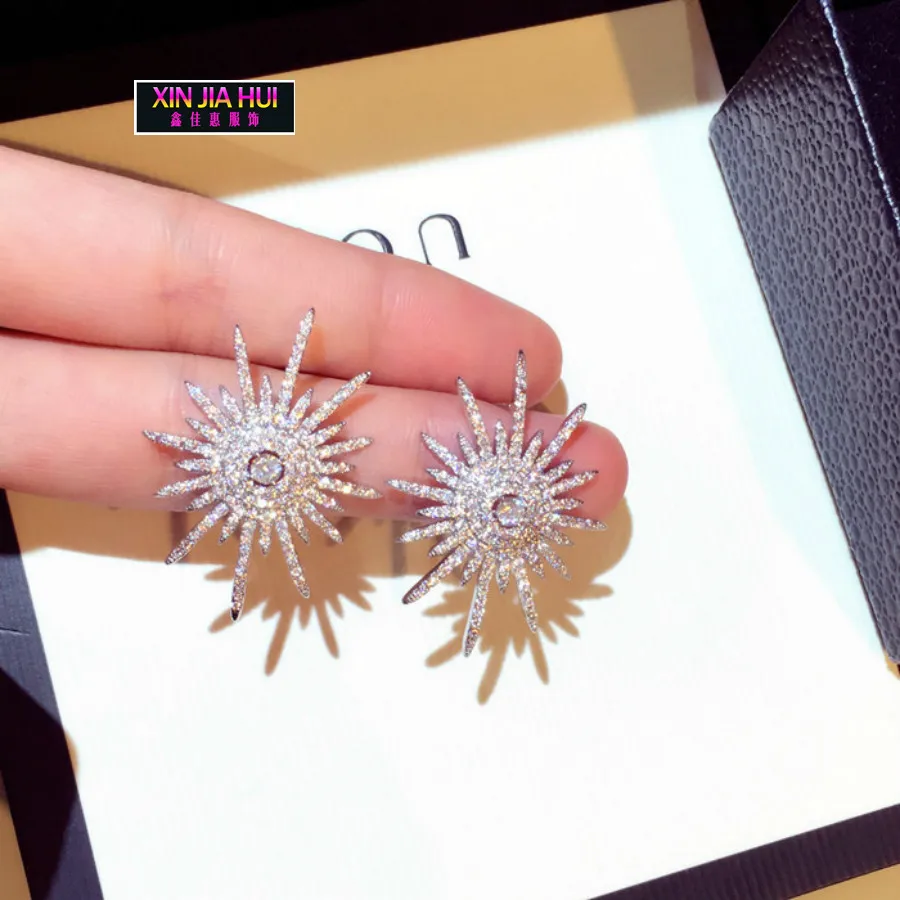 New Pattern Fashion Korea Earrings For Women Luxurious Trend Flicker Rhinestone Temperament Ear Nail Eardrop Woman Jewelry | Украшения и