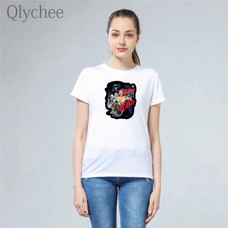 Женская футболка с надписью Qlychee Harajuku Devil белая вырезом лодочкой и коротким