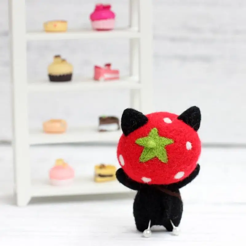 1Set Non Finished Wool Felt Poked DIY Firedog for Needle Material Bag | Дом и сад