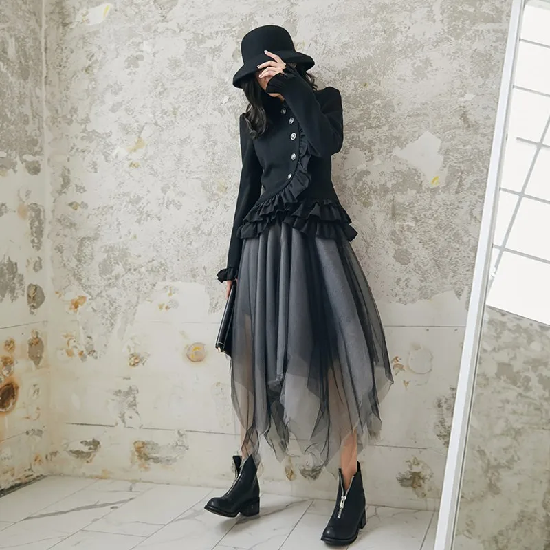 TWOTWINSTYLE необычный Блейзер пальто женские с расклешенным длинным рукавом пэчворк