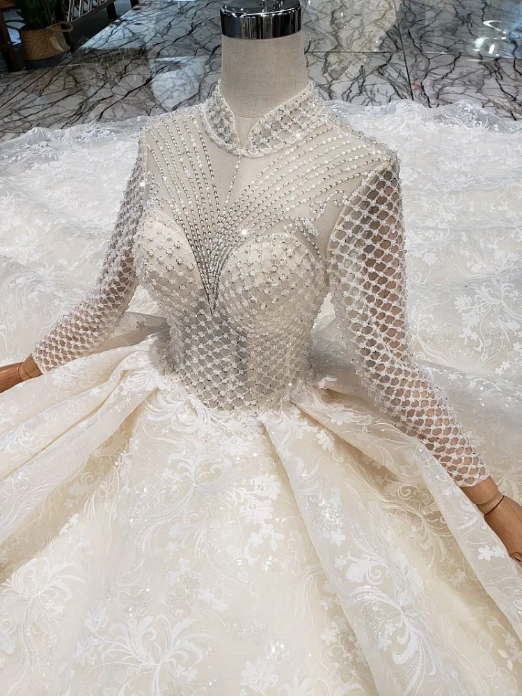 Пять различных дизайнов шампанского 100 см хвостовое роскошное свадебное платье