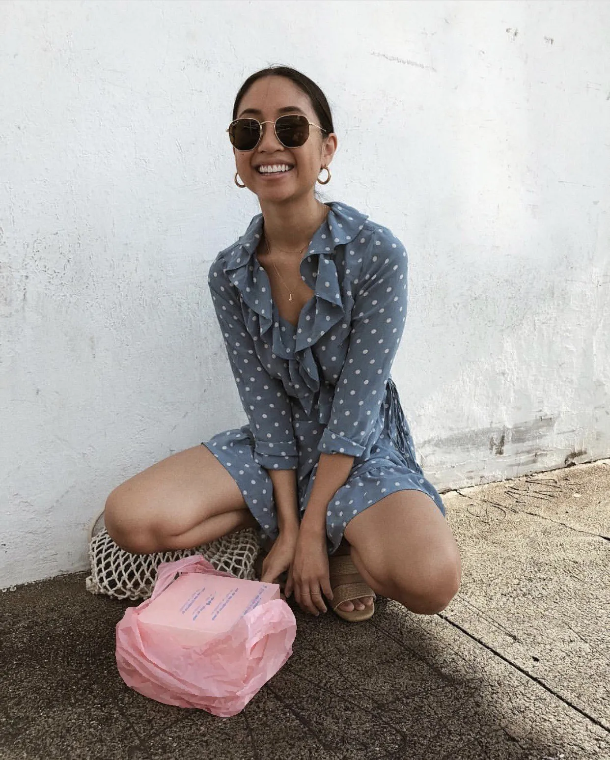 Винтажное женское платье с v образным вырезом и оборками короткое летнее