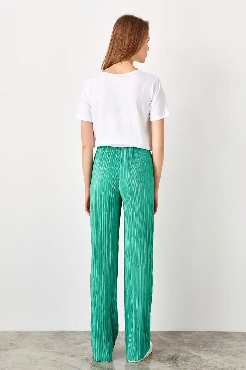 Зеленые брюки Trendyol Pilise Örme TWOSS19LJ0258 | Женская одежда
