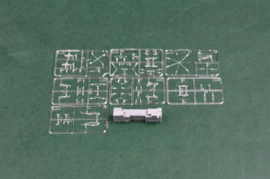 Модель Hobbyboss 1/700 83403 USS Essex|Наборы для сборки моделей| |