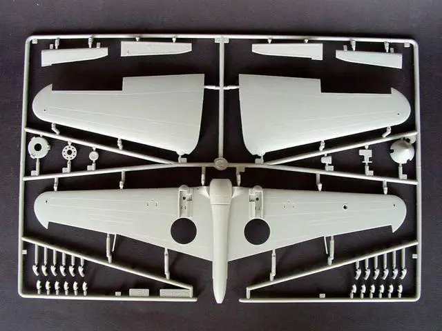 Trumpeter 1/32 02228 Curtiss P 40B Warhawk|Наборы для сборки моделей| |