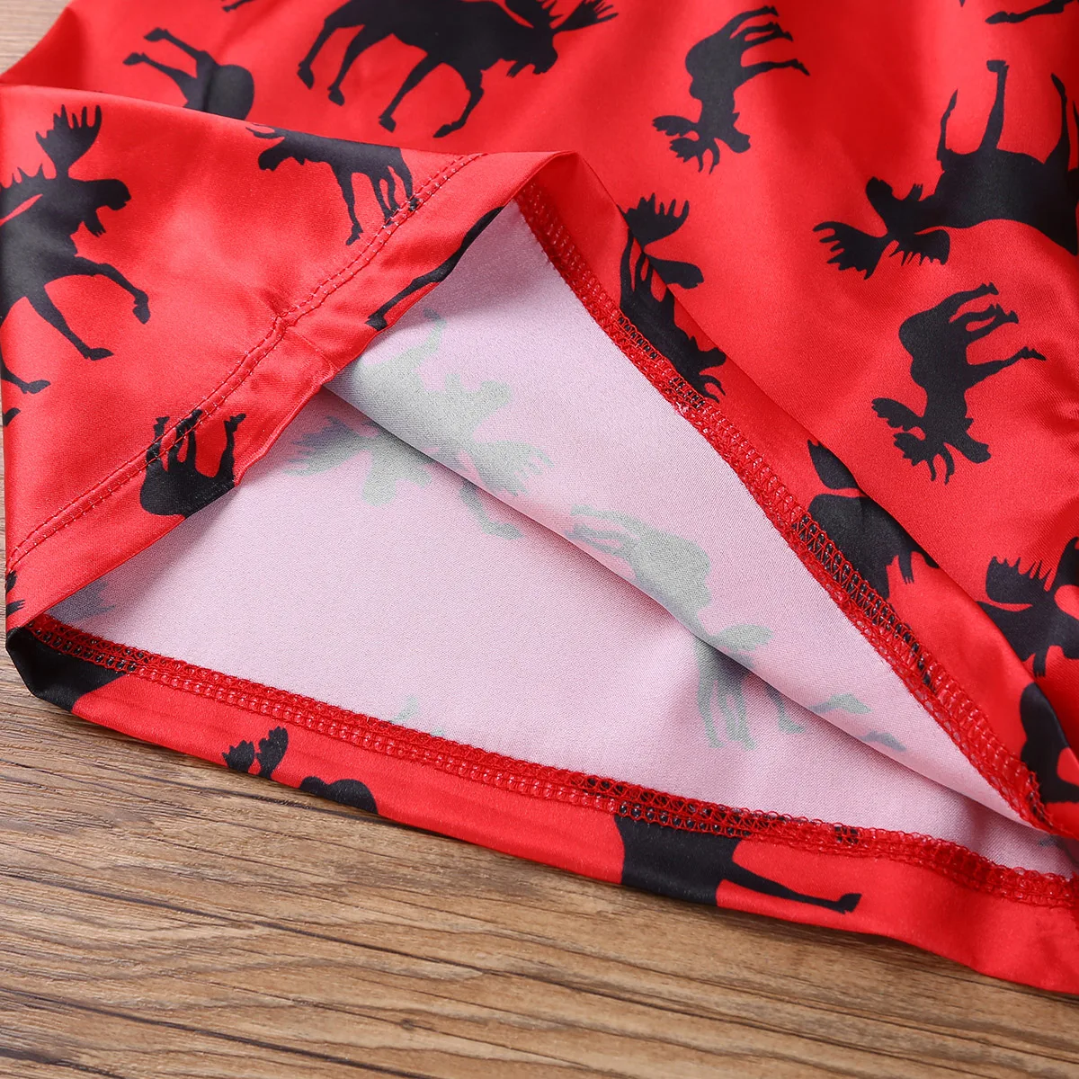 

TiaoBug New Men Red Halloween Christmas Costume Elk Printed Boxer Men Shorts Lightweight Loose Sports Lounge Holiday Short Pants