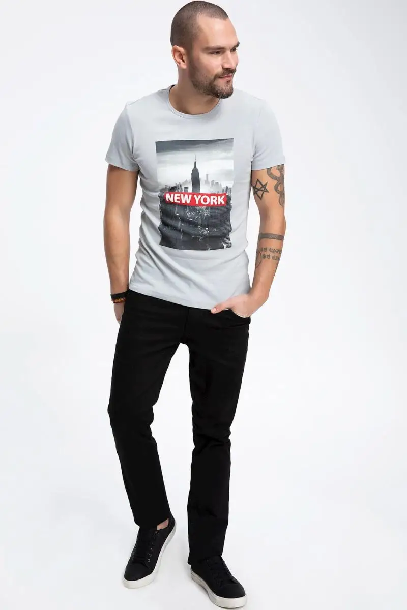 Дефакто для мужчин Нью Йорк печатных Slim Fit Футболка K1091AZ. 19SP. GR91|Футболки| |