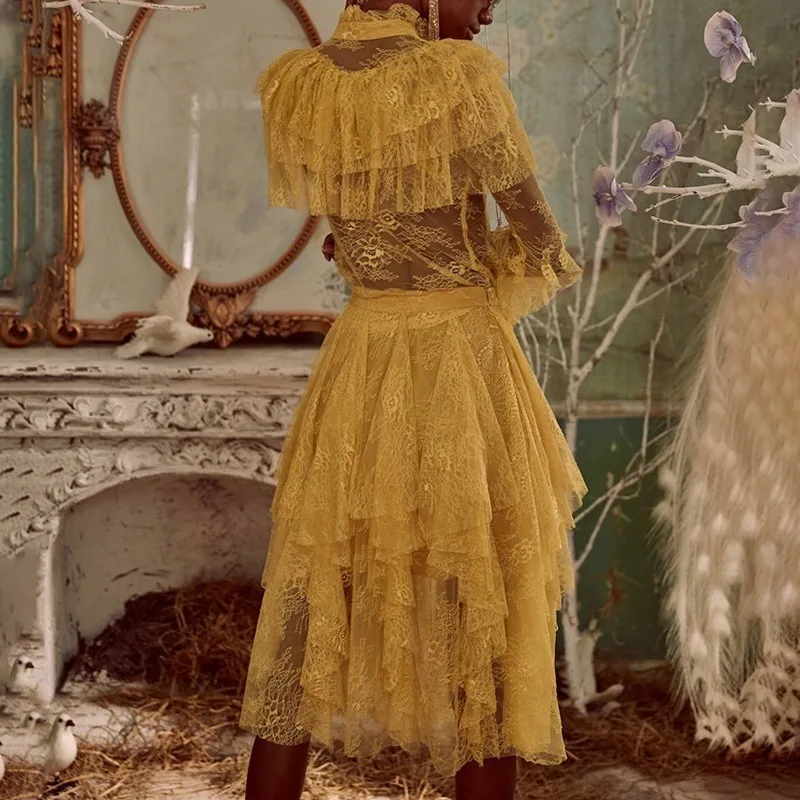 TWOTWINSTYLE вышивка женский костюм с расклешенными рукавами жемчужная Кнопка