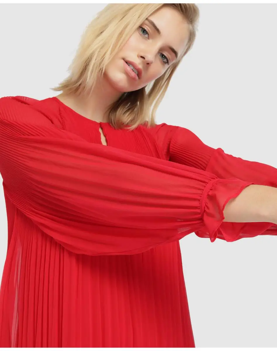 Женское платье молодой формулы красного цвета с плиссировкой | Женская одежда