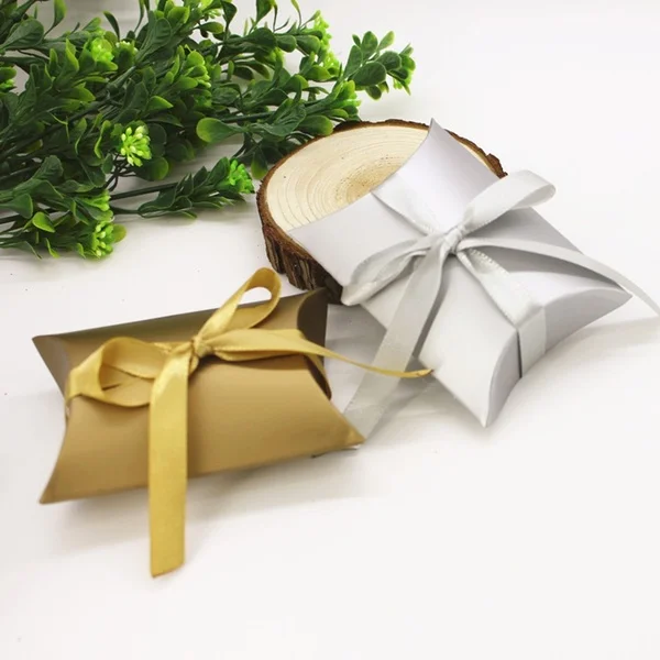 

50pcs Favor candy Box bag craft paper Pillow Shape Wedding Favor Gift Boxes pie Party Box bags eco friendly kraft promotion D3