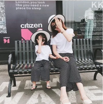 Одинаковые штаны для мамы и дочки Корейские Широкие в горошек Сезон весна-лето
