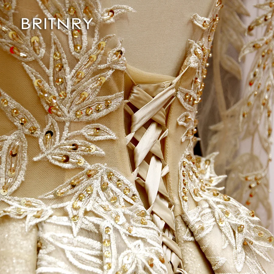 

BRITNRY 2020 Luxury Sexy Champagne Gold Wedding Dresses Lace Appliques Beading Tulle Ball Gown Bride Dress Vestido De Noiva