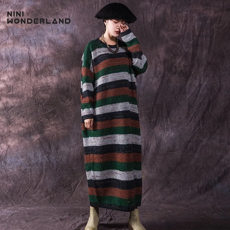 Женское платье-свитер в полоску NINI WONDERLAND длинный теплый вязаный свитер