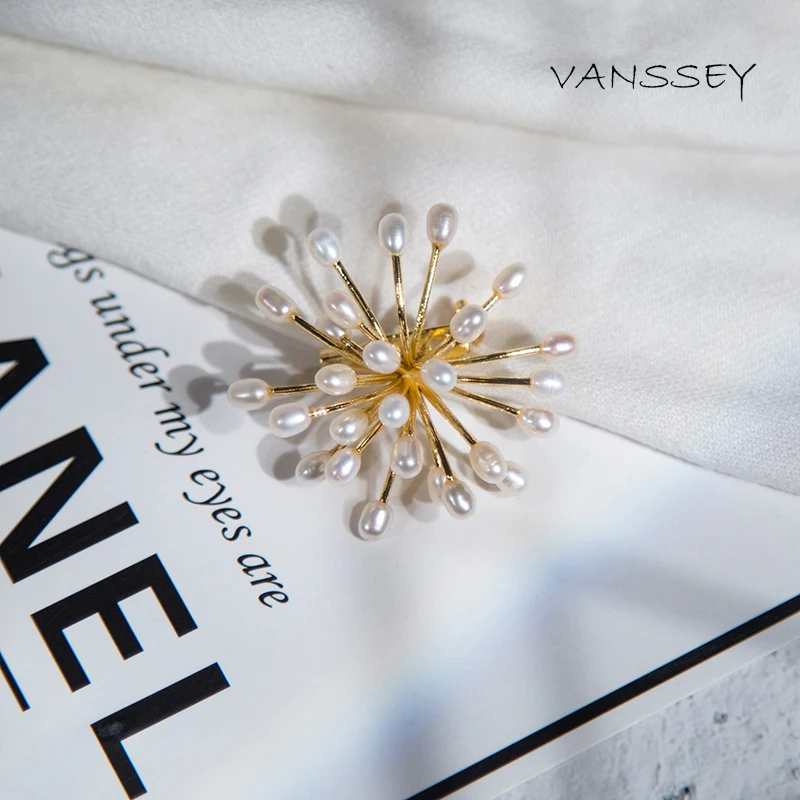 Брошь женская Vanssey с натуральным пресноводным жемчугом Цветущий цветок