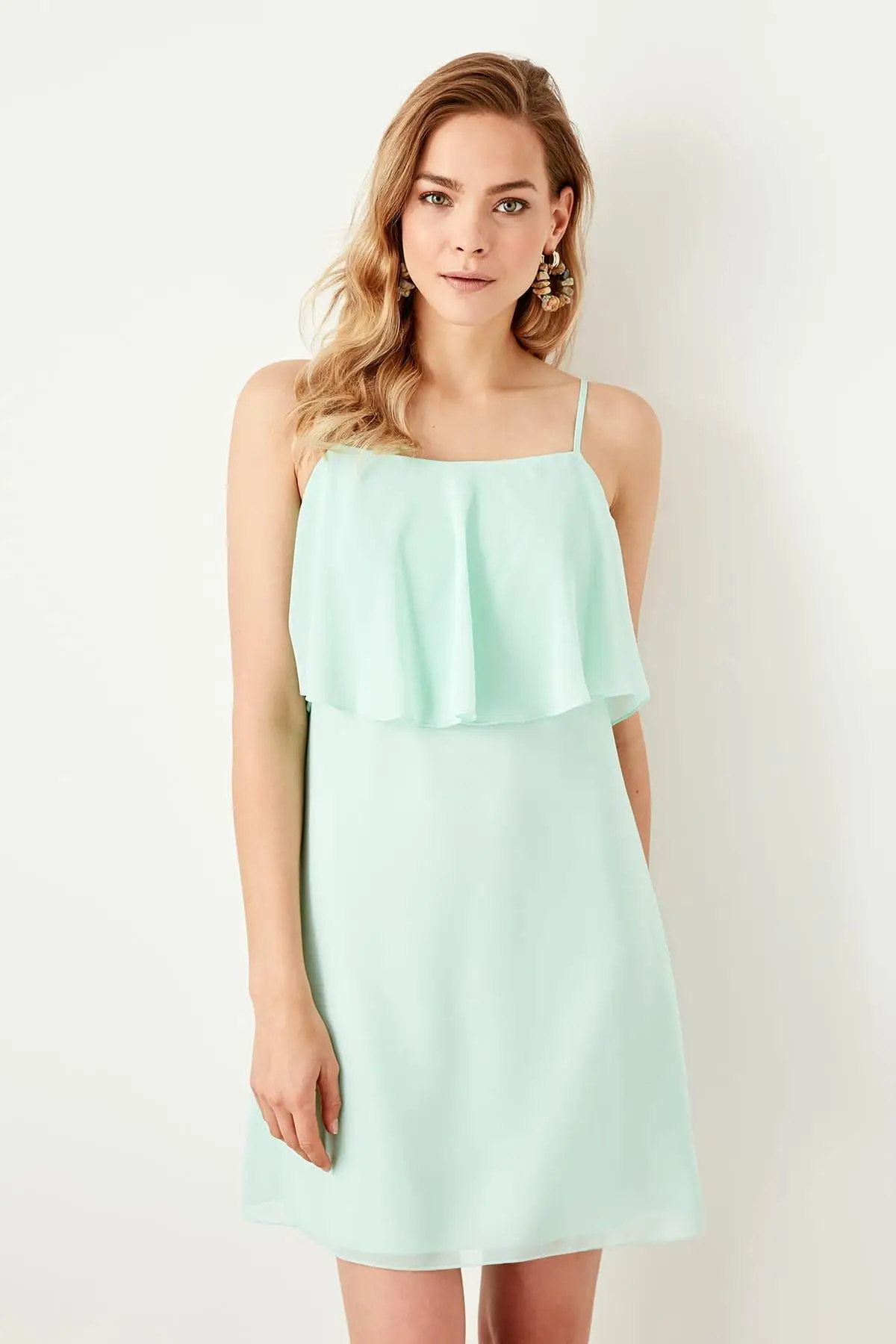 Trendyol Мятное платье на бретелях TWOSS19LJ0146|Женские платья| |