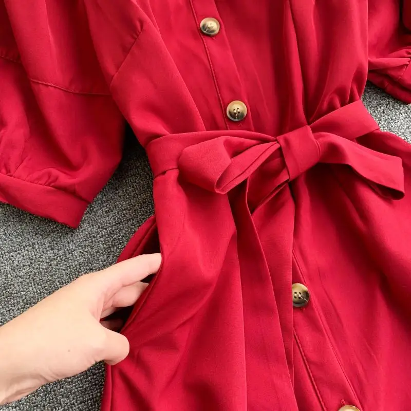 Женское платье с коротким рукавом однотонное однобортное в стиле ретро 2019 |