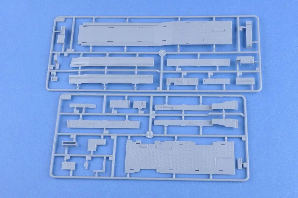 Комплект моделей Hobbyboss 1/700 83407 USS Bonhomme Richard LHD 6|Наборы для сборки моделей| |