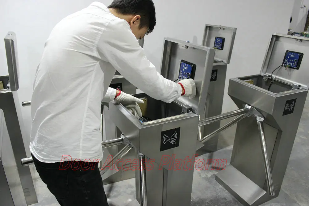 4 турникета ворота с 1 программным обеспечением RFID доступ штатив турникет