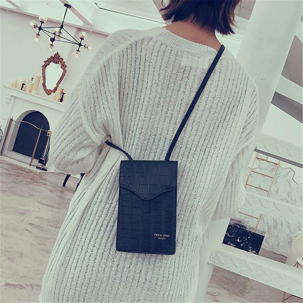 Женская Черная сумка Bolsa женская из крокодиловой кожи однотонная через плечо