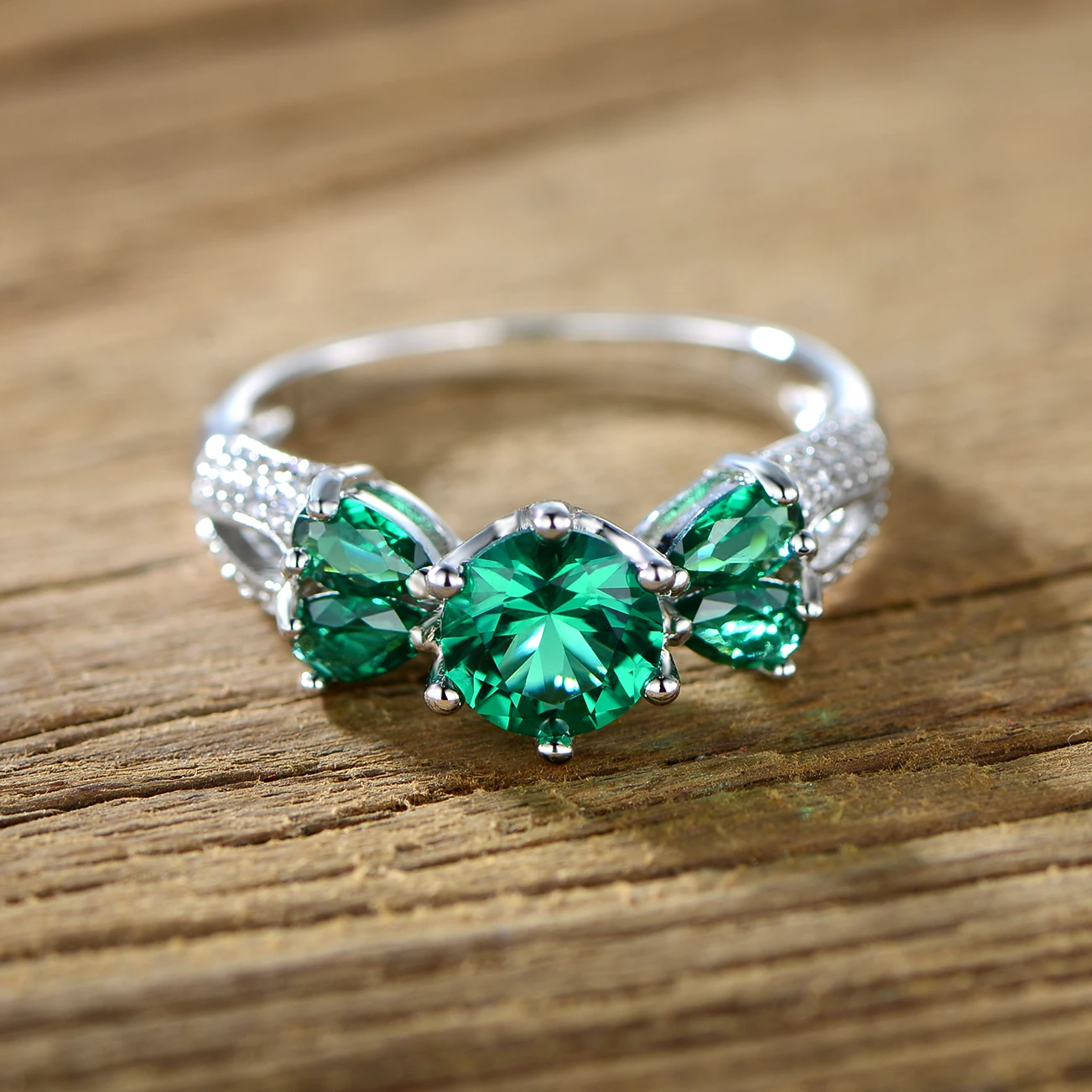 White Silver-colored Plated Lab-created Green Stone Cocktail Ring | Rings