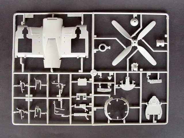 Trumpeter 1/32 02221 вертикально F4U-1D Corsair | Игрушки и хобби