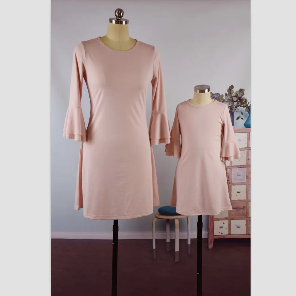 Платье с длинными рукавами для мамы и дочки платья одинаковые комплекты семьи