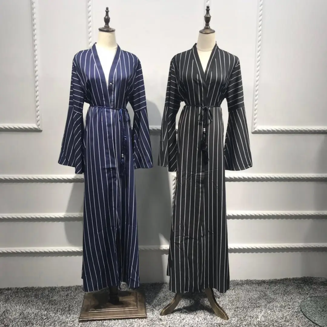 Женское длинное платье халат Abaya в полоску с роговыми рукавами открытый кардиган