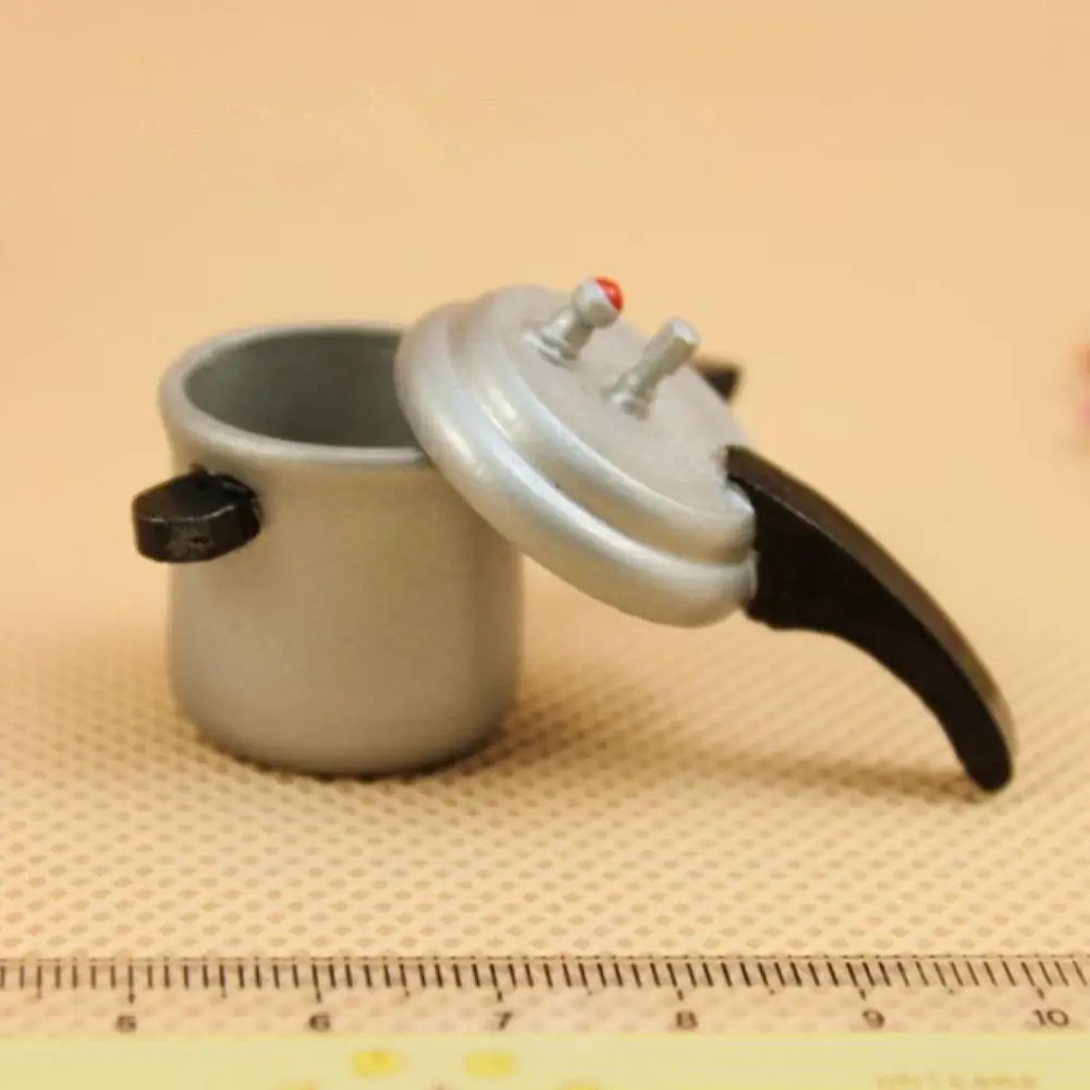 

Simulation Mini Pressure Cooker for 1:12 Doll House Kitchen Accessories