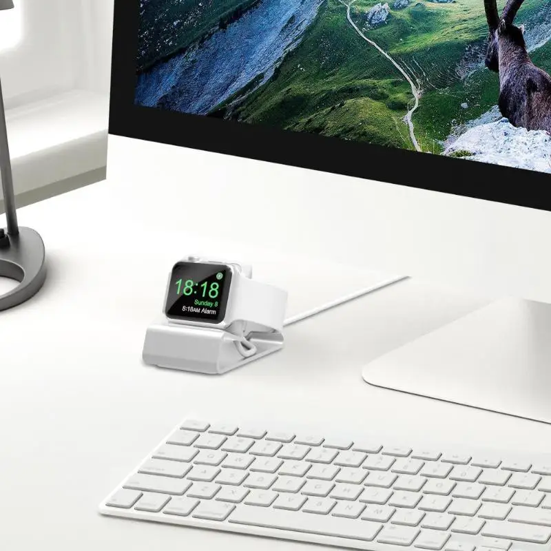 Роскошная подставка для Apple Watch с отверстием кабеля Алюминиевая Подставка