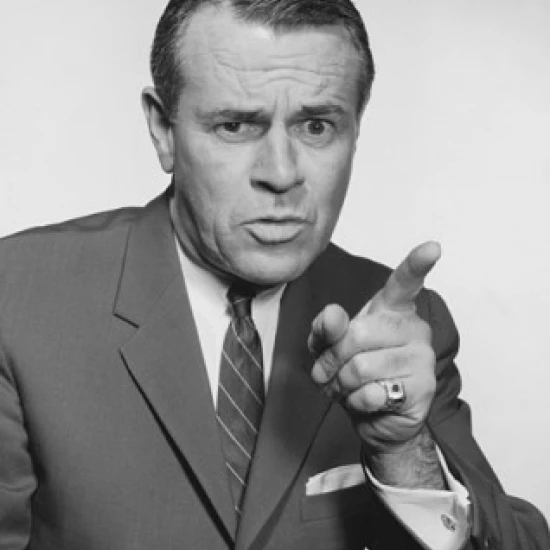 Businessman pointing forward Poster Print (18 x 24) | Дом и сад