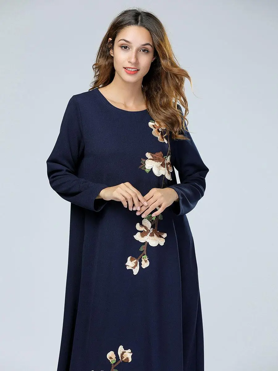 Женское длинное платье с вышивкой Abaya мусульманское макси весеннее длинным