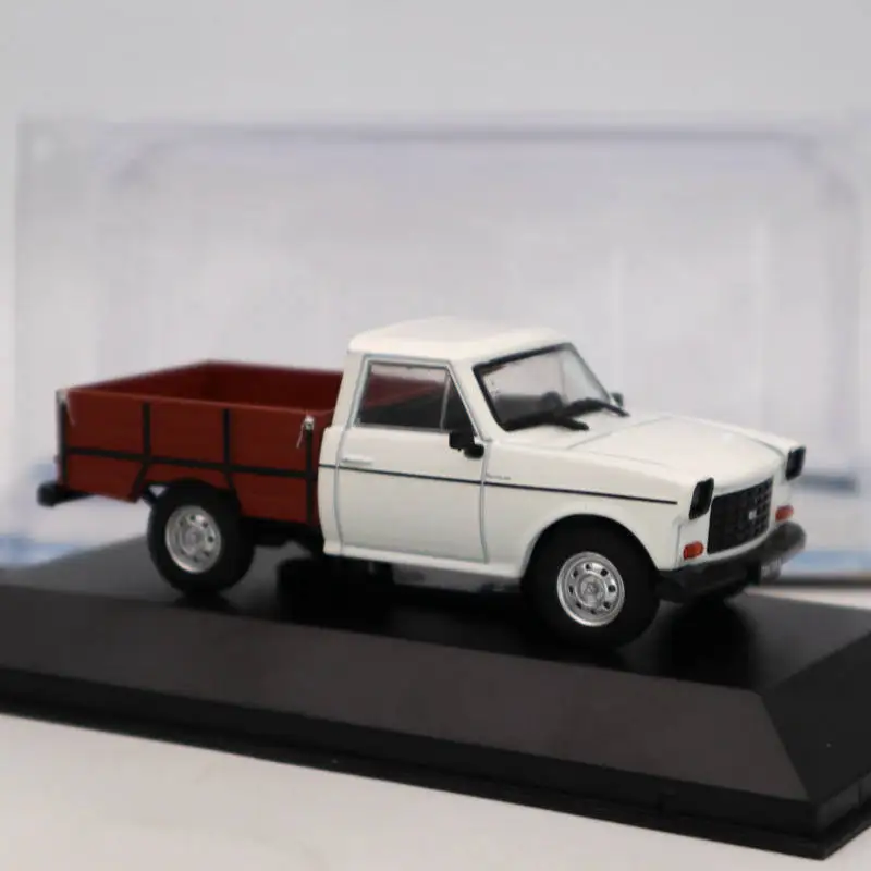 1:43 IXO для Ranquel пикап 1989 литья под давлением модели автомобилей Ограниченная серия