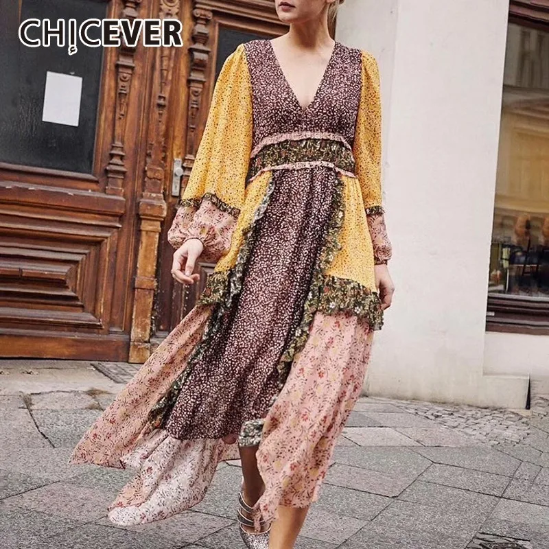Шифоновое платье с принтом CHICEVER винтажное средней длины v-образным вырезом