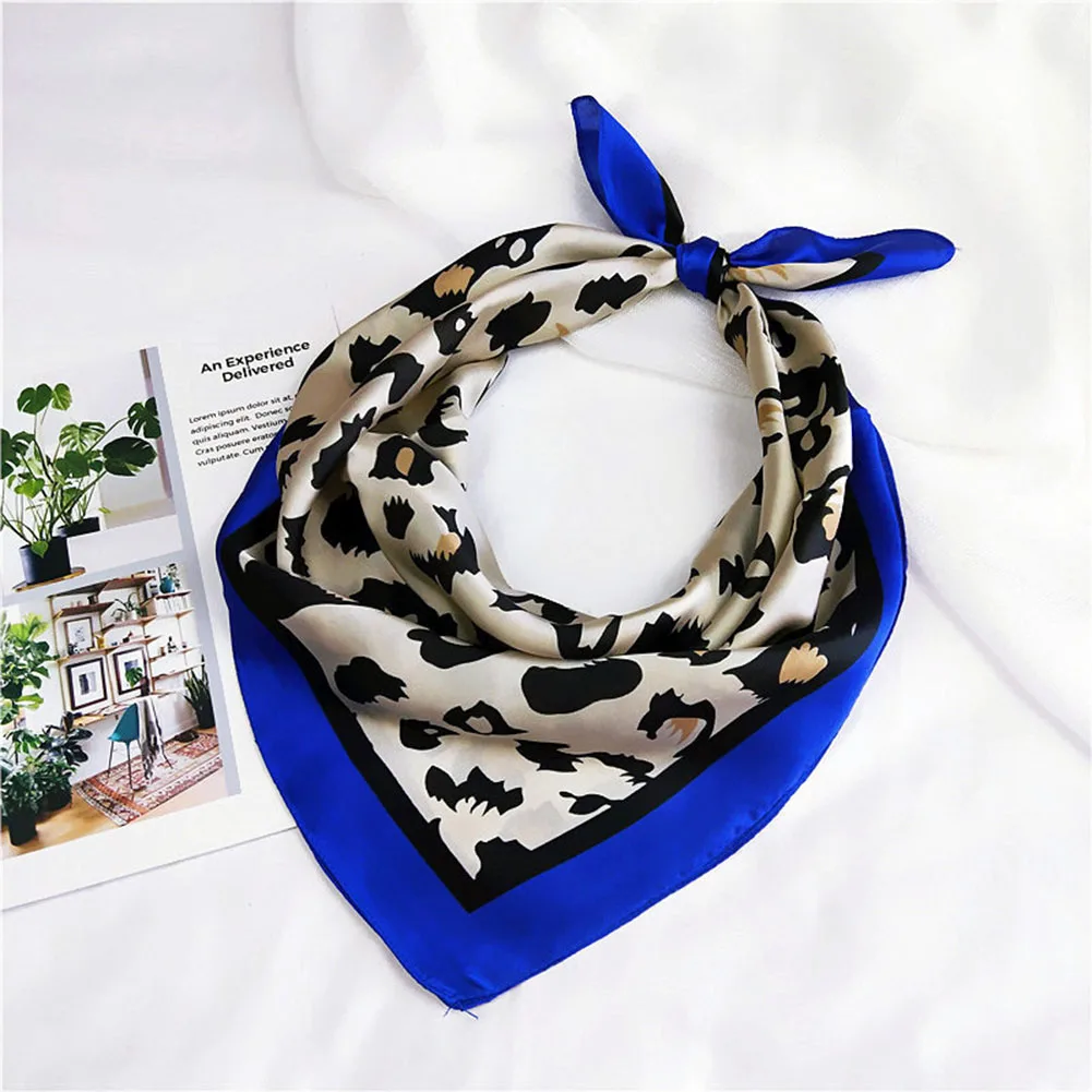 

New Ladies Fashion Satin Feel Small Square Neck Leopard Printed Scarf Scarves