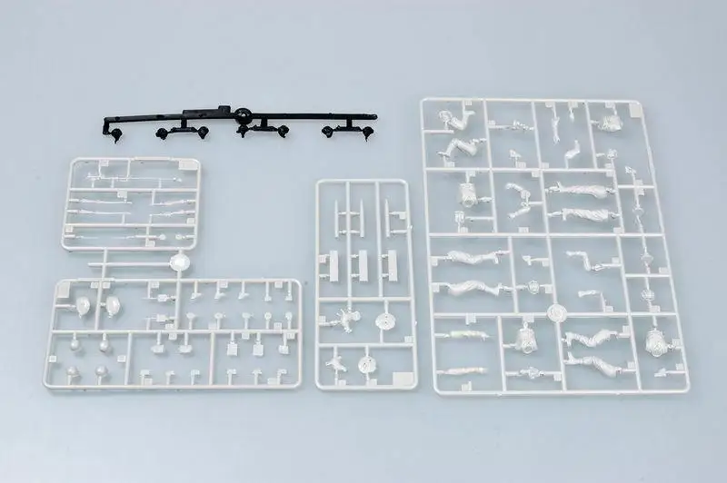 Трубач 1/35 00411 советский танковый Экипаж времен Второй мировой войны Тру | Игрушки