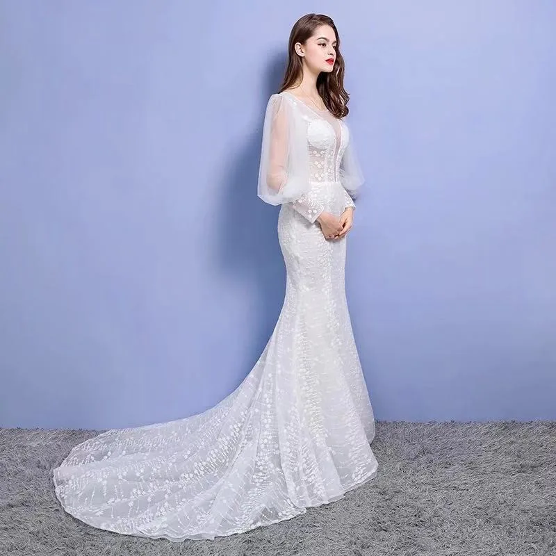 Платье для свадьбы Vivian's Bridal с рукавами фонариками и открытой спинкой