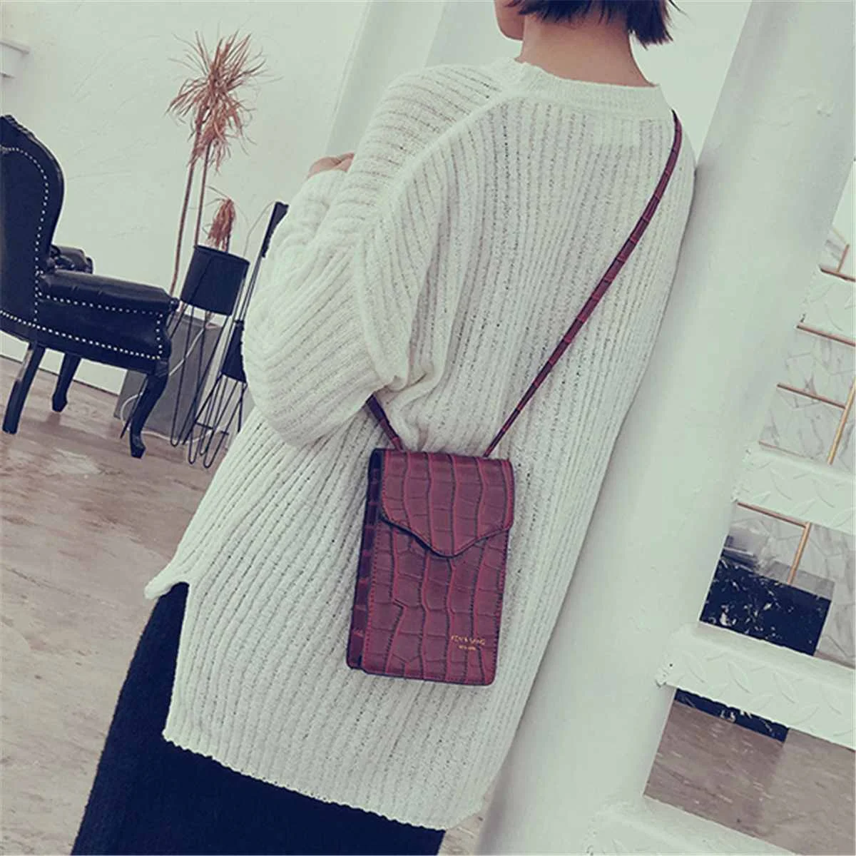 Женская Черная сумка Bolsa женская из крокодиловой кожи однотонная через плечо