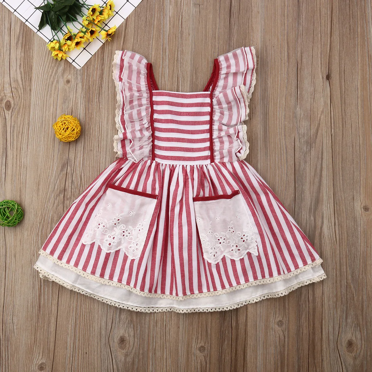Летняя детская одежда для девочек с оборками без рукавов кружевом в полоску