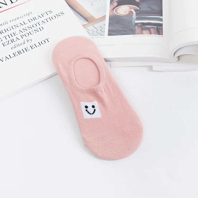

Smile face Invisible Short Woman Sweat summer comfortable cotton girl boat socks ankle low female hosiery 1pair=2pcs ws166