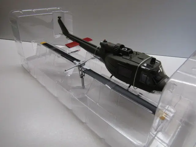 Легкая модель 39319 масштаб 1/48 Φ морские корабли Huey готовый летательный