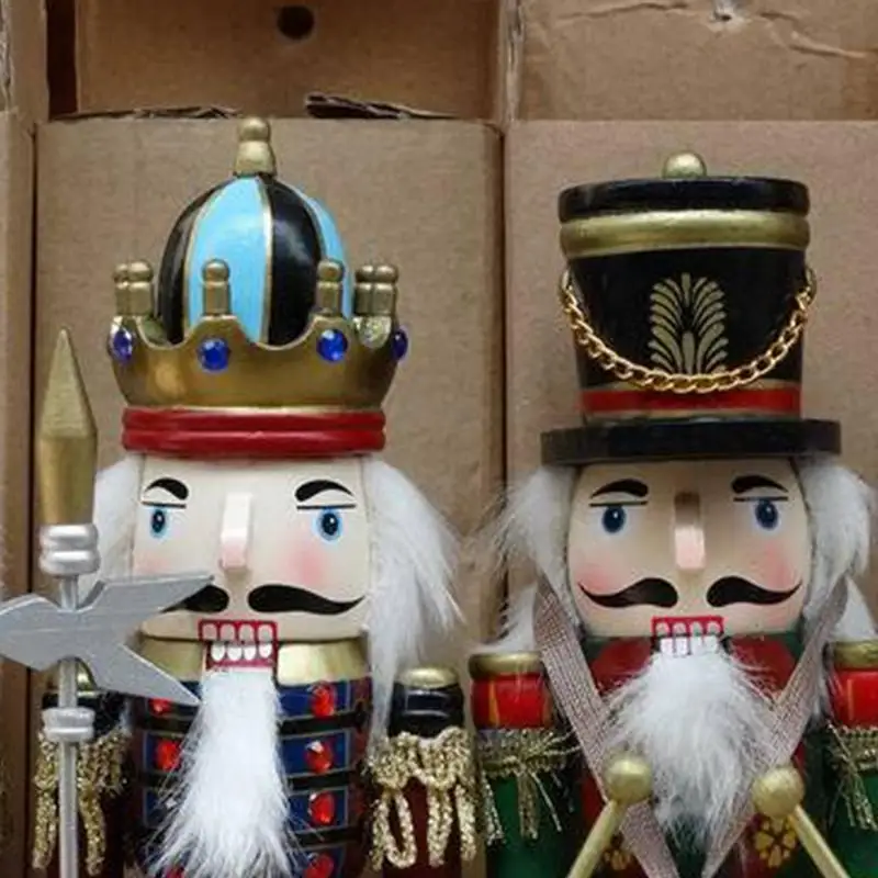 

4PCS Solid Wood Nutcracker Soldiers Gift Set Classic Hand Painting Doll Great Decoration for Office Home Christmas