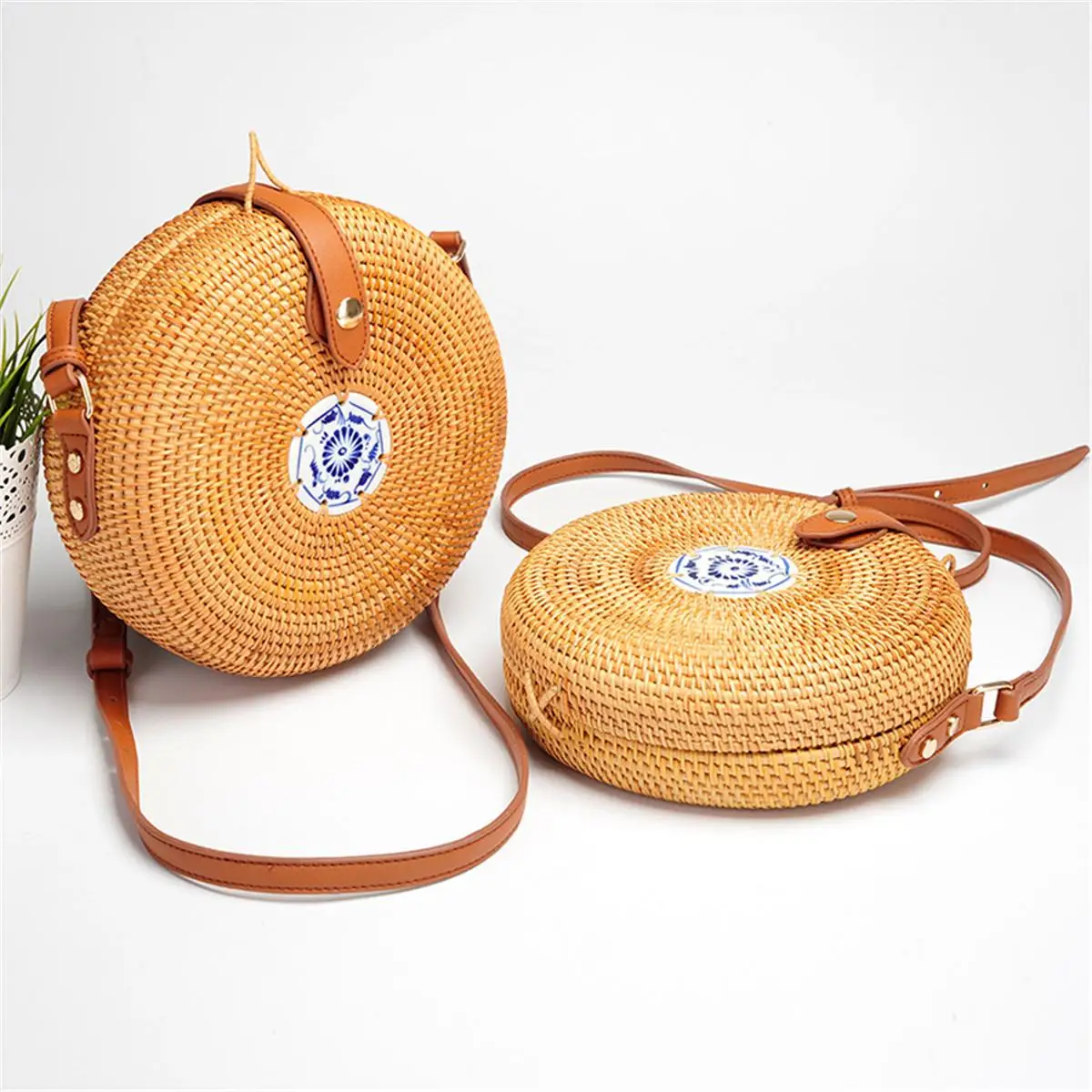 

2019 Straw Rattan Straw Round Summer Beach Bag Bohemia Travel Woven Handbag Hot