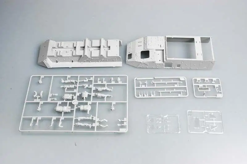 Trumpeter 1/35 00398 M1131 Stryker FSV|Наборы для сборки моделей| |