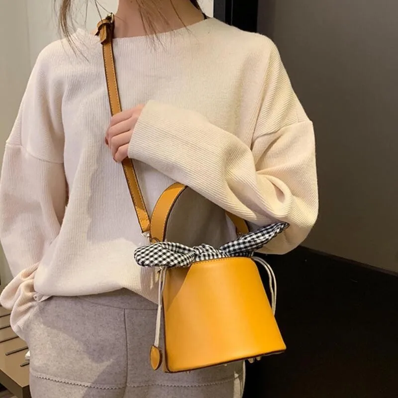 

Модные сумки через плечо для женщин, новинка 2019, кошельки и сумочки из искусственной кожи, сумки-тоуты карамельных цветов, сумки-мешки на пле...