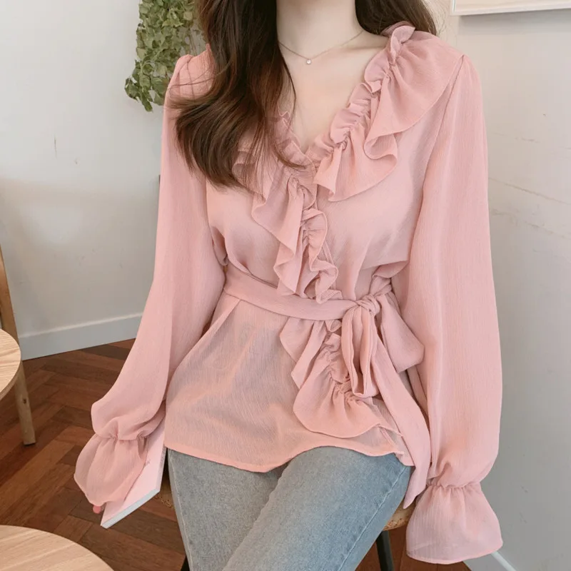 EWQ 2019 Spring New Female Vintage Ruffles Chiffon Shirt Sweet Sunscreen Belt Slim Sexy V-neck Women Blouse Tops HD976 |