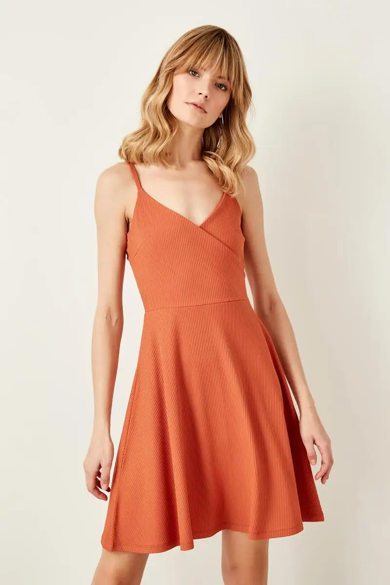 Trendyol Tan двубортное трикотажное платье в рубчик TWOSS19FV0132|Женские платья| |