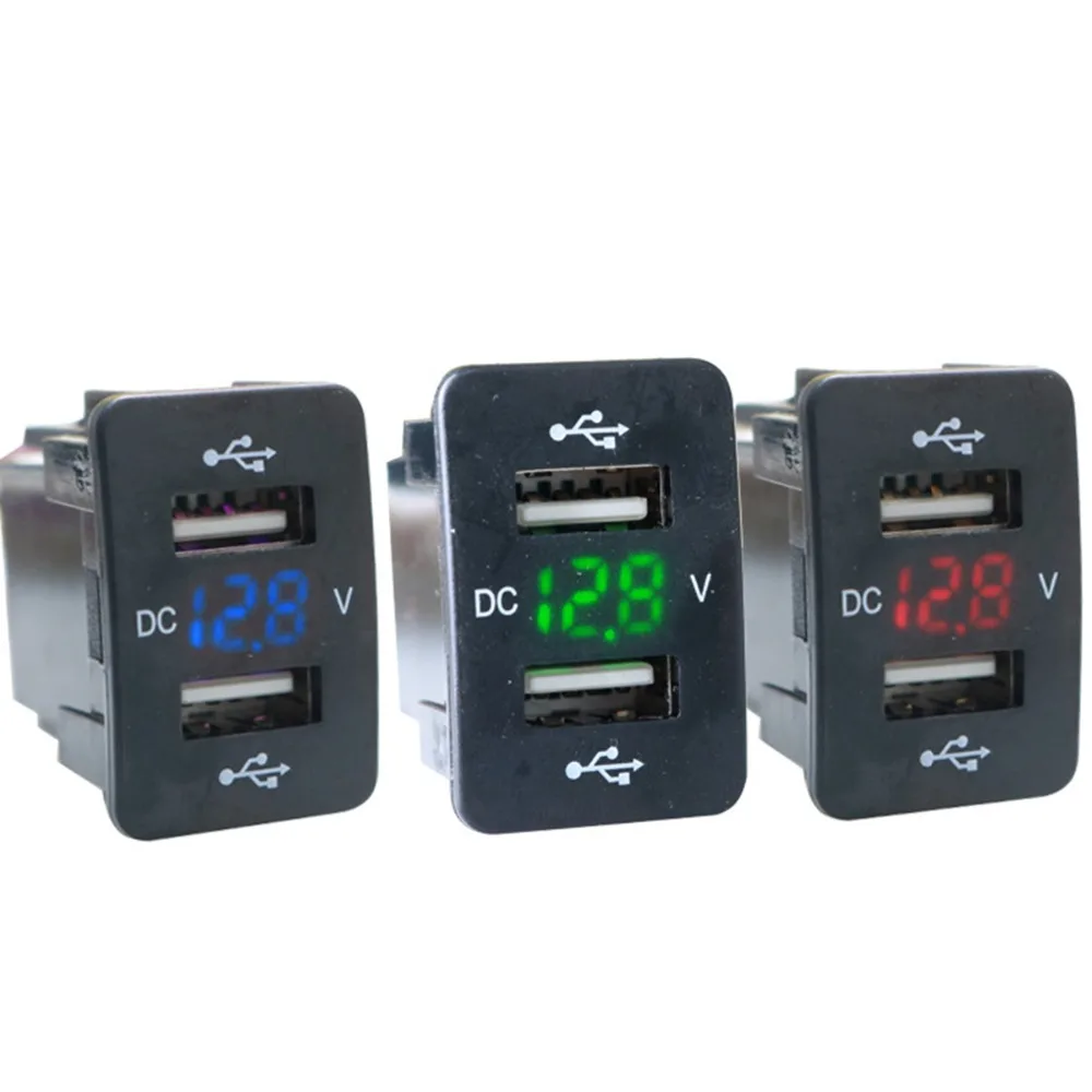 Автомобильное зарядное устройство SOONHUA с двумя USB портами и цифровым