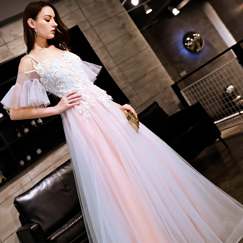 Женское вечернее платье SSYFashion розовое мягкое с кружевной аппликацией и